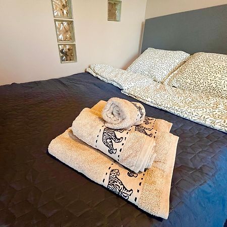 Apartament Roentgena 16 Przy Centrum Onkologii I Klinice Novum وارسو المظهر الخارجي الصورة
