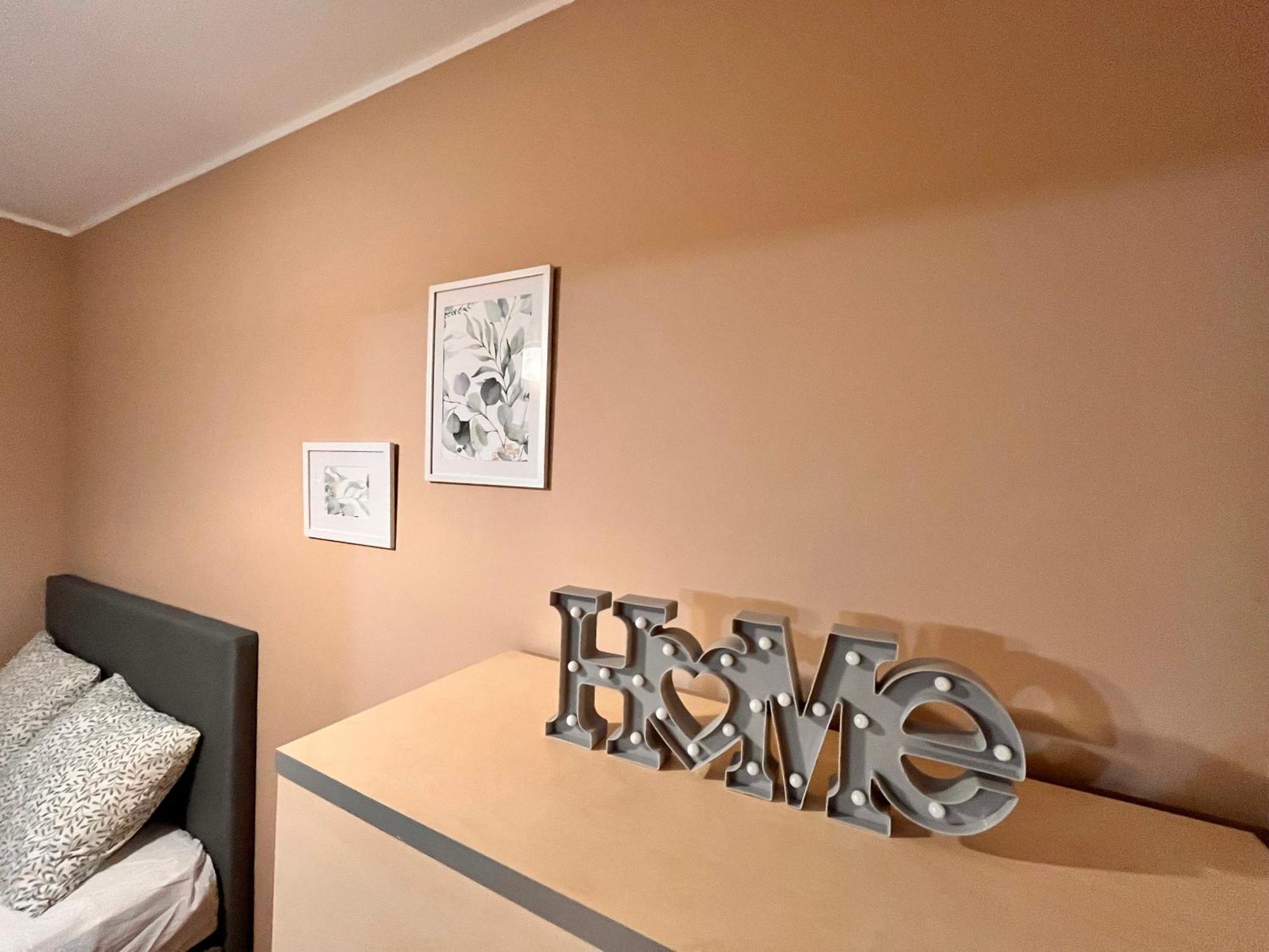 Apartament Roentgena 16 Przy Centrum Onkologii I Klinice Novum وارسو المظهر الخارجي الصورة